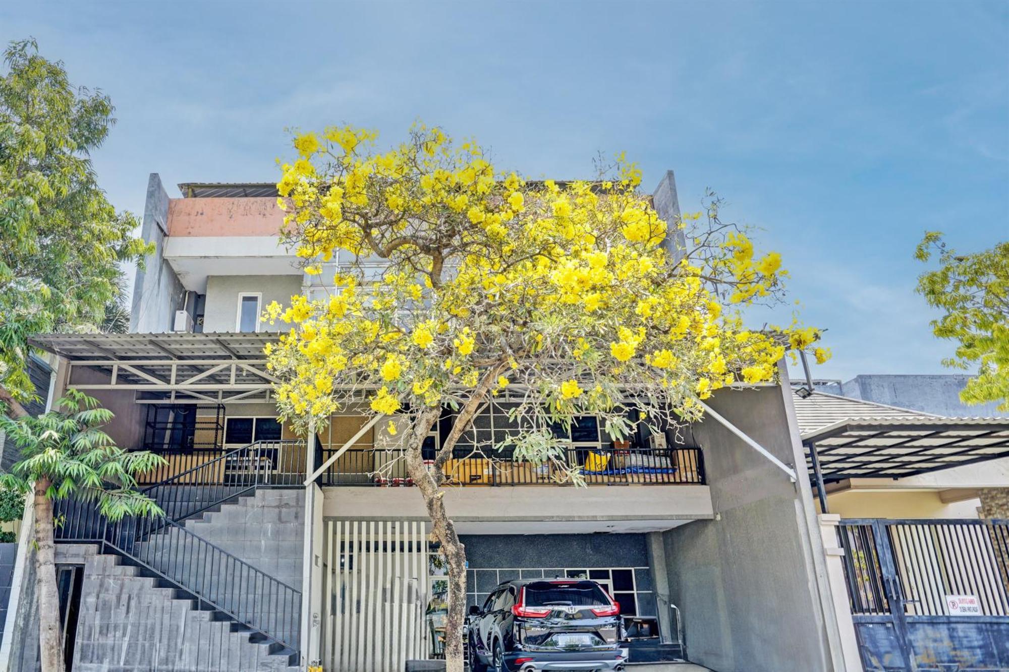 Oyo 93112 Garden Homestay 3 Merlion 수라바야 외부 사진
